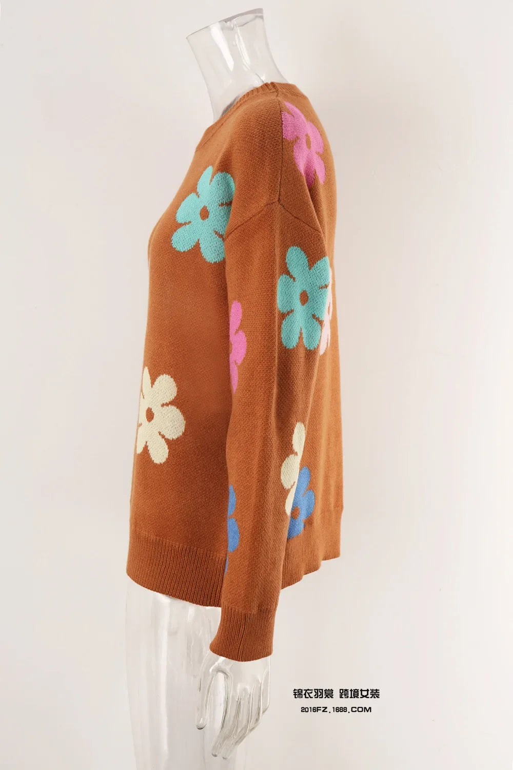 Spell Color Flower Round Collar Pullover Knitted Sweater