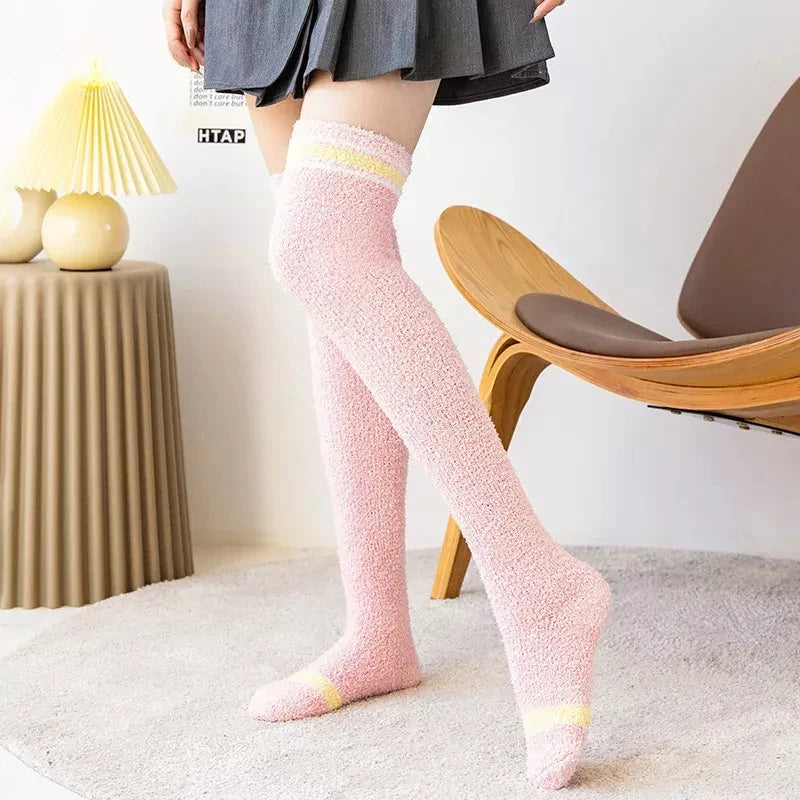 Winter Stockings Leg Warmers Coral Fleece Knee Scoks Thick Warm Socks Furry Leg Warmers Women‘s Thigh High Sock