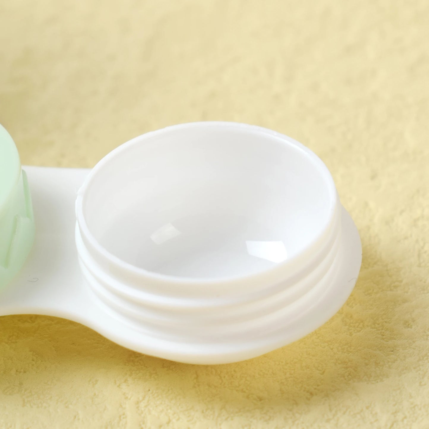 Heart Contact Lens Case with Mirror Mini Lovely Eyes Care Contact Lens Container Box Travel Kits Eyewear Accessories Organizer