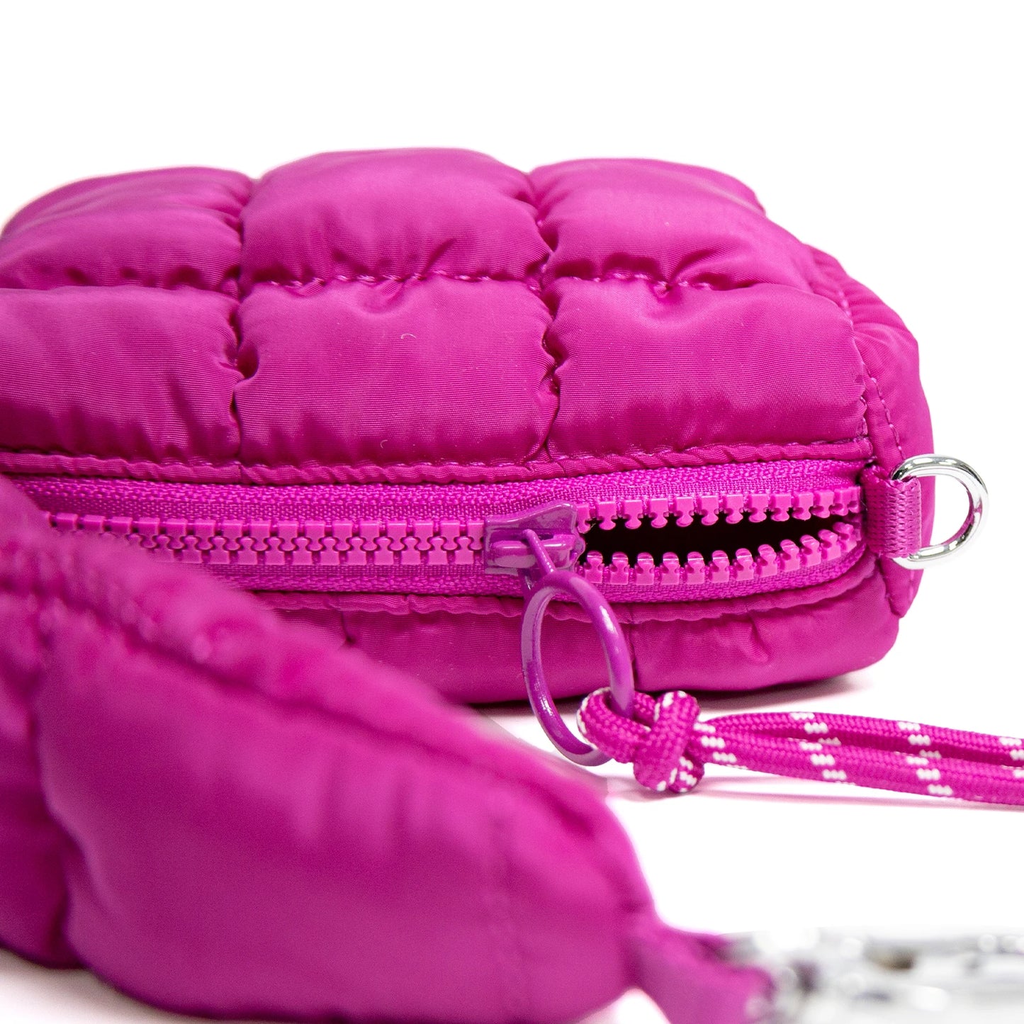 Mini Quilted Makeup Bag Cosmetic Bag, Travel Toiletry Bag for Women, Cute Makeup Bag Organizer Baby Puffer Makeup Pouch