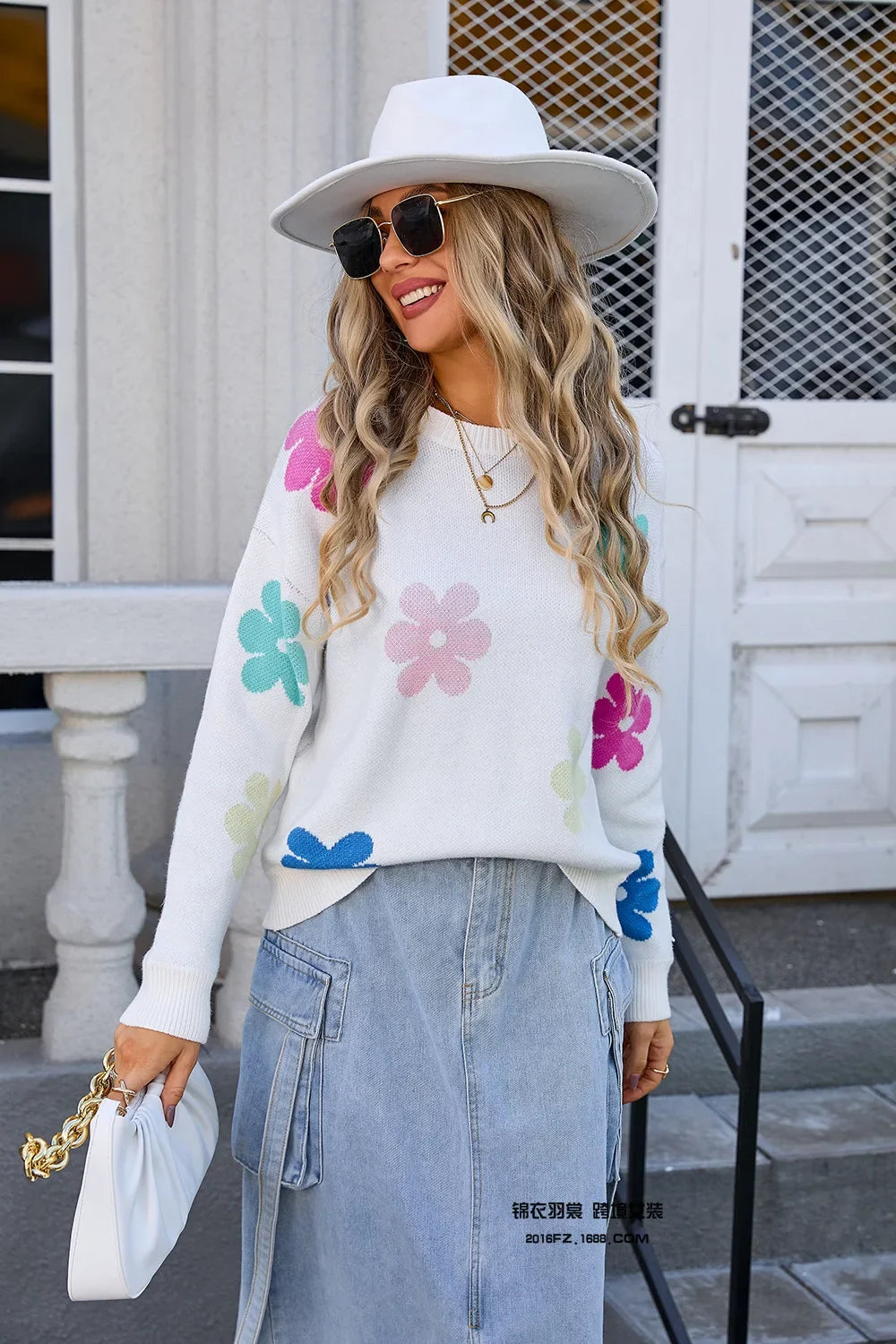 Spell Color Flower Round Collar Pullover Knitted Sweater