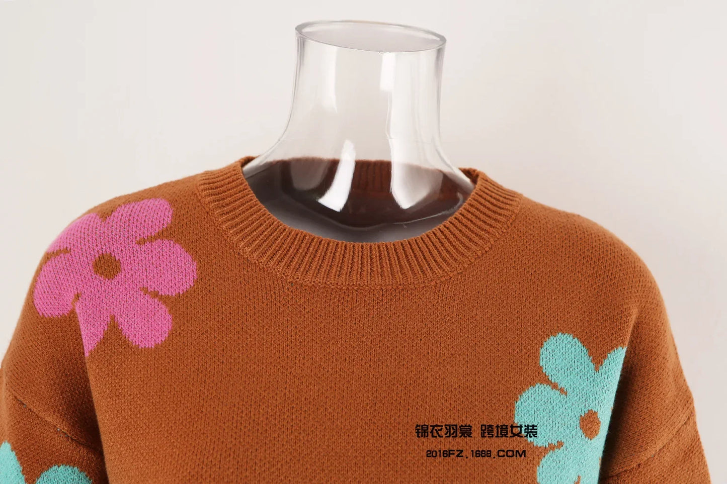 Spell Color Flower Round Collar Pullover Knitted Sweater